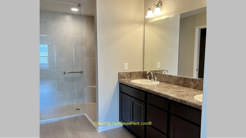 uploads/property/8701/8701_1762457bd523466c9d82b47f0cd34f7d.jpg